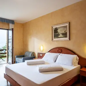 Caravel Limone sul Garda